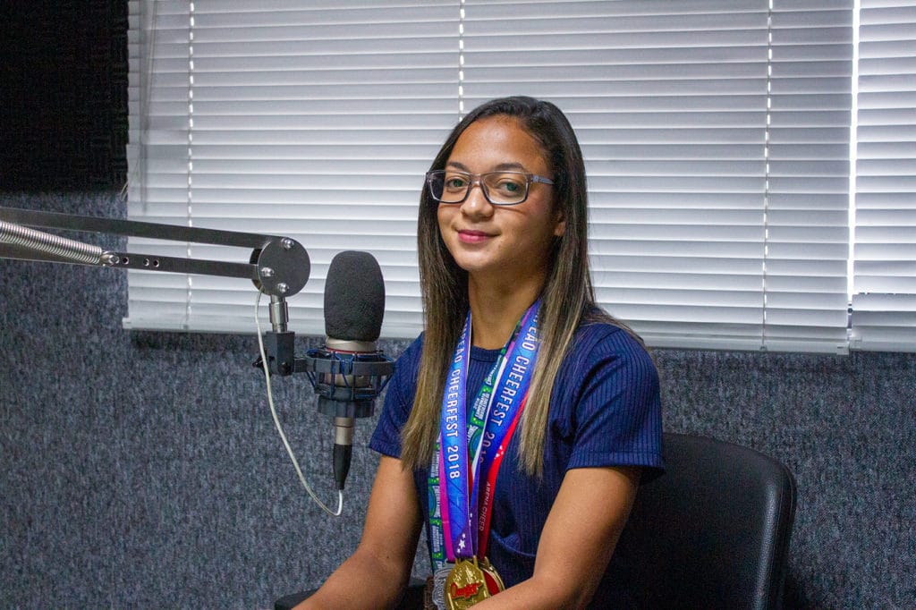 Egressa Rosalinda dá entrevista no programa Dário de Paula