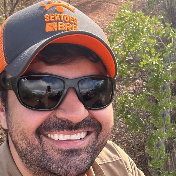 Jorge Luiz C. Vigorito Junior