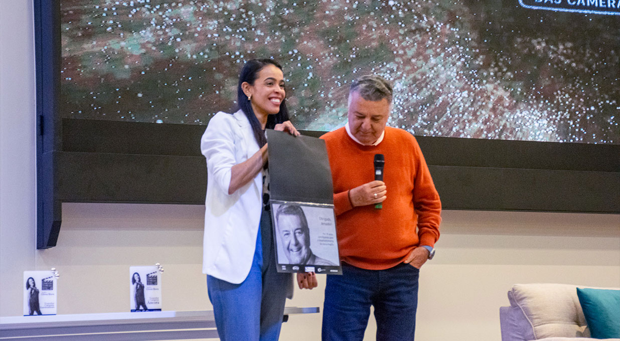 Conexão TV Rio Sul proporciona noite de muitas emoções em premiação de estudantes de Jornalismo 2 04