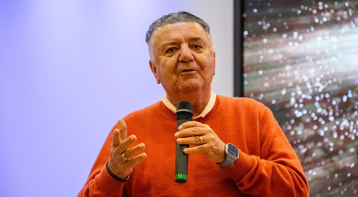 Conexão TV Rio Sul proporciona noite de muitas emoções em premiação de estudantes de Jornalismo 11 12