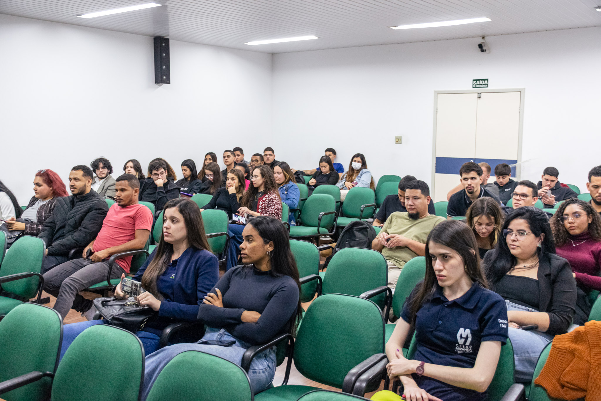 Estudantes da Escola de Gestão e Negócios propõem soluções para Trend Auto 10 _DSC4027