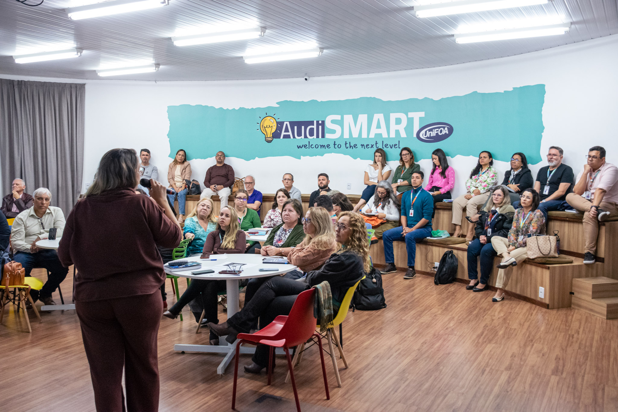 8ª Semana de Formação Continuada começa com foco em inovação, saúde mental e práticas pedagógicas transformadoras 1 _DSC4612