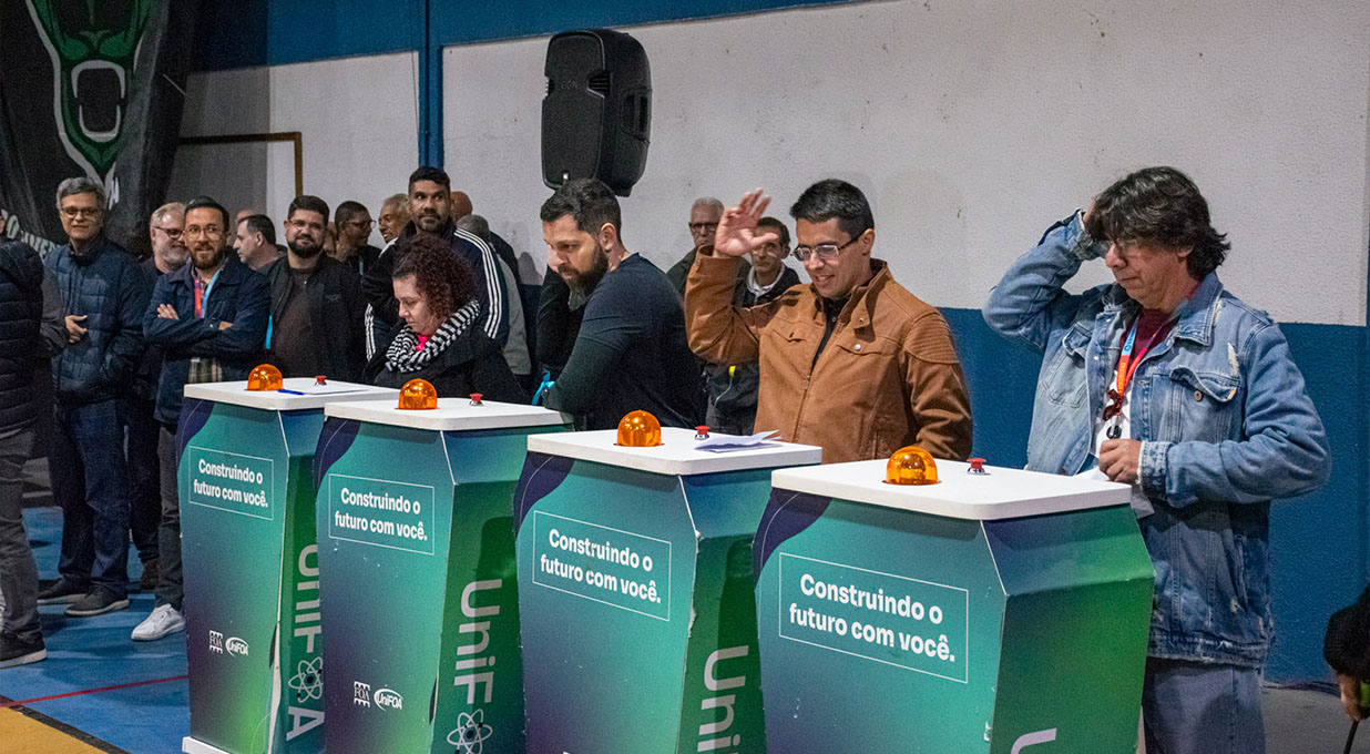 8º Encontro de Docentes fortalece práticas pedagógicas com criatividade e integração 11 12