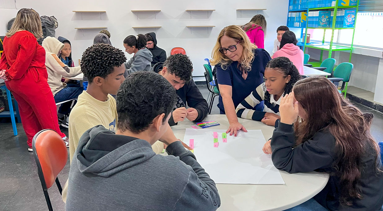 “Prototipando Futuros Sustentáveis” mobiliza estudantes do CIEP 291 com educação ambiental prática e criativa 3 ciep