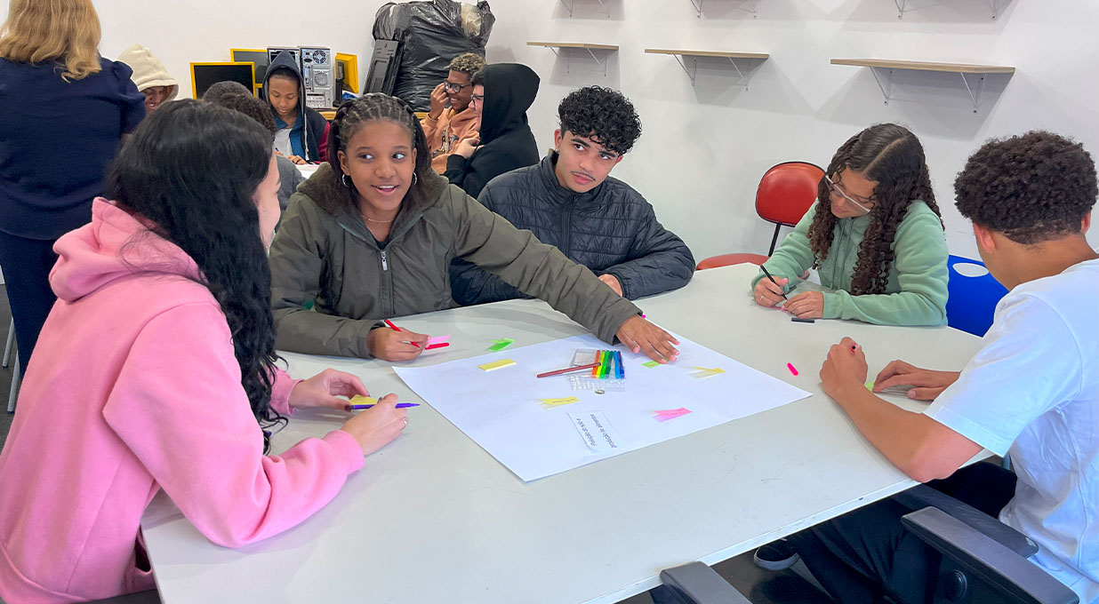 “Prototipando Futuros Sustentáveis” mobiliza estudantes do CIEP 291 com educação ambiental prática e criativa 2 ciep02